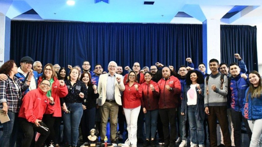 Más de 750 voces en defensa de la paz y la soberanía de Venezuela y preparan movilización por aniversario de la Declaración de la CELAC, con participación&nbsp;andaluza