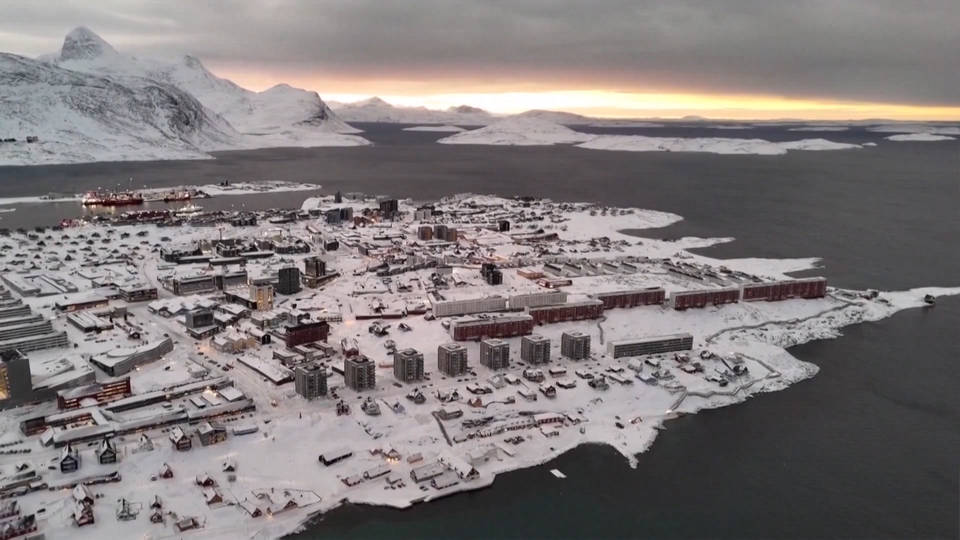 La primera ministra de Dinamarca advierte que un ataque de EE.UU. contra Groenlandia significará el fin de la&nbsp;OTAN