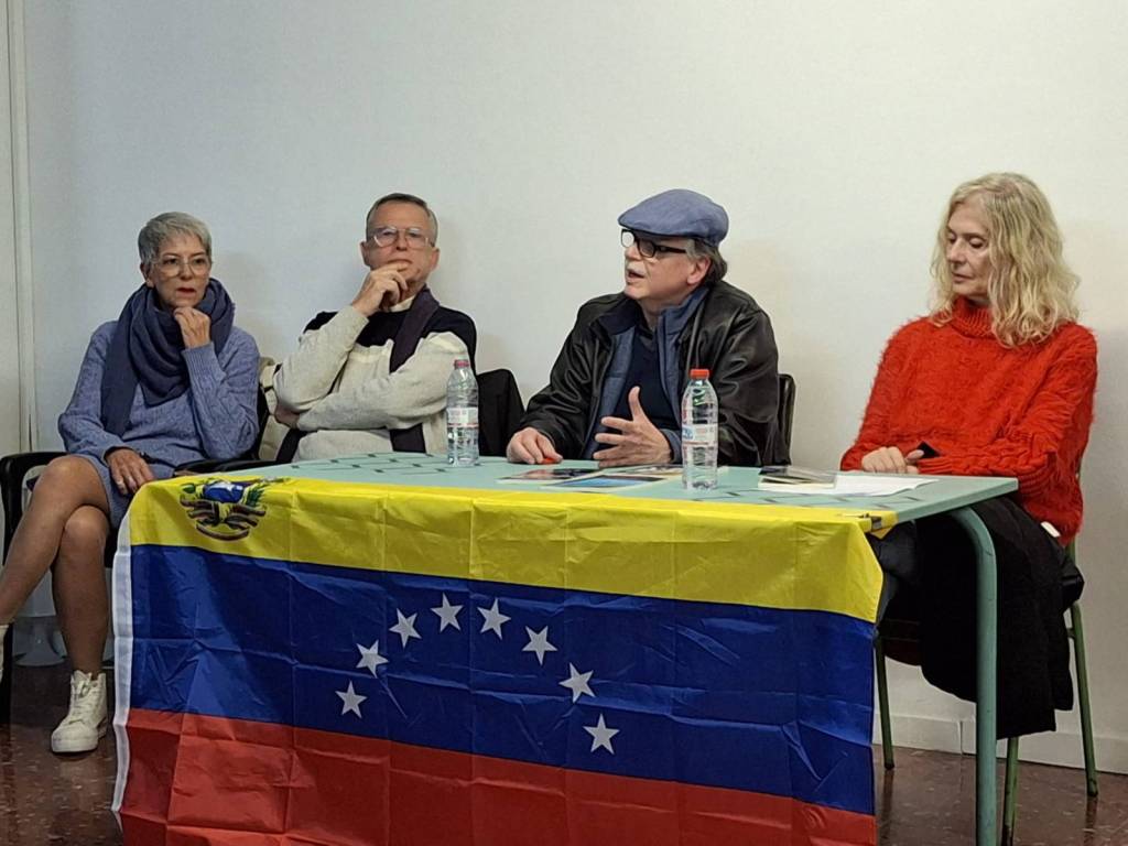 Encuentro en Almería con el escritor y político uruguayo-ecuatoriano Kintto&nbsp;Lucas