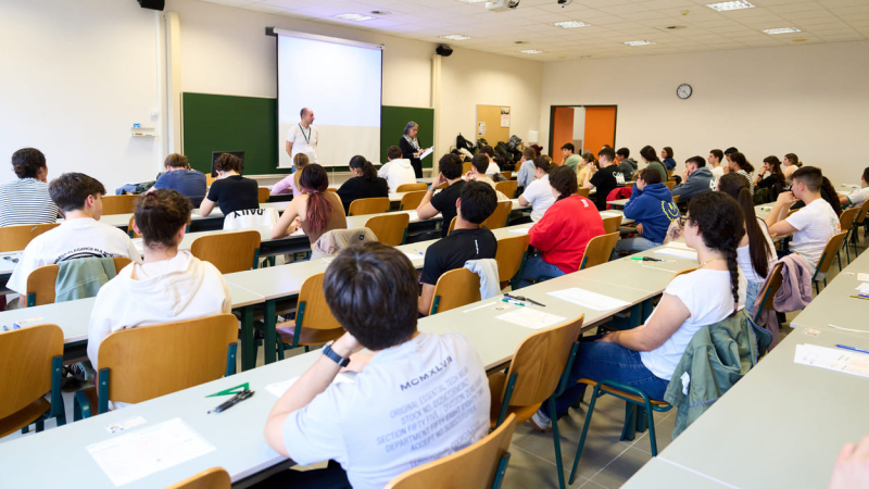 El Consejo de Transparencia y Protección de Datos de Andalucía dictamina que Moreno Bonilla ha cedido ilegalmente datos de más de 700.000 menores y 43.000&nbsp;docentes