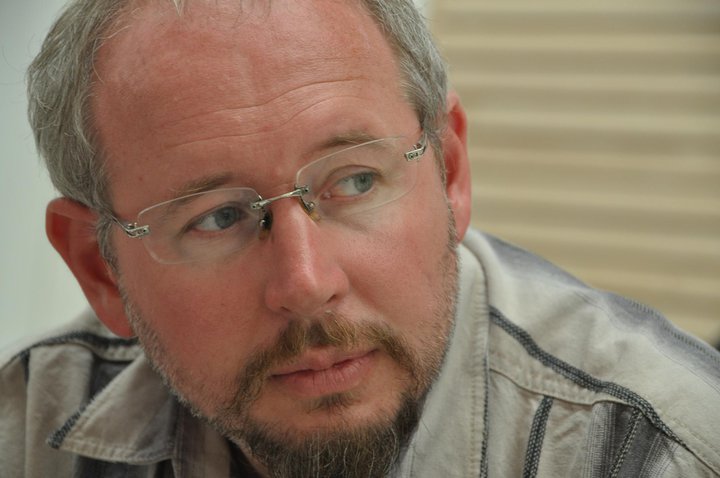 Entrevista a Oleg Yasinsky: “¡La situación en la Unión Europea es dramática!”&nbsp;(vídeo)