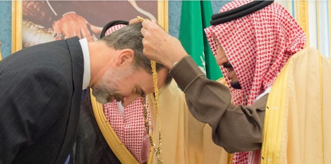 El Borbón llamó a su par saudí, el «demócrata» bin Salman, preocupado porque Irán ha decidido&nbsp;defenderse