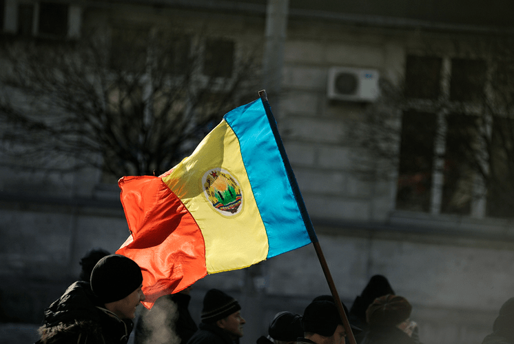 Rumanía: “¡Ceaușescu solucionó el problema de la vivienda!”&nbsp;(vídeo)