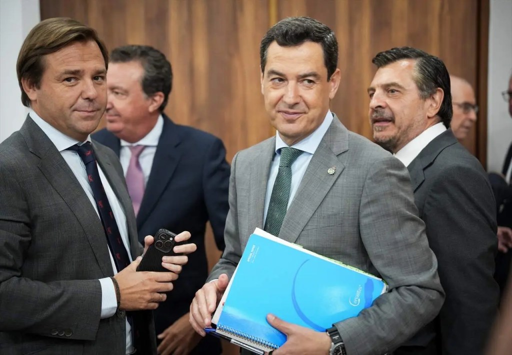 Moreno Bonilla no logra la investidura al primer intento tras darle la espalda la ultraderecha; volverá a someterse a votación el&nbsp;jueves