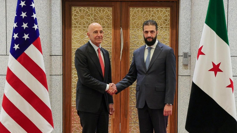 Estados Unidos retira a Siria de su lista de «patrocinadores del terrorismo» / Las FDS kurdas anuncian su disolución e integración el Ejército de Al&nbsp;Golani