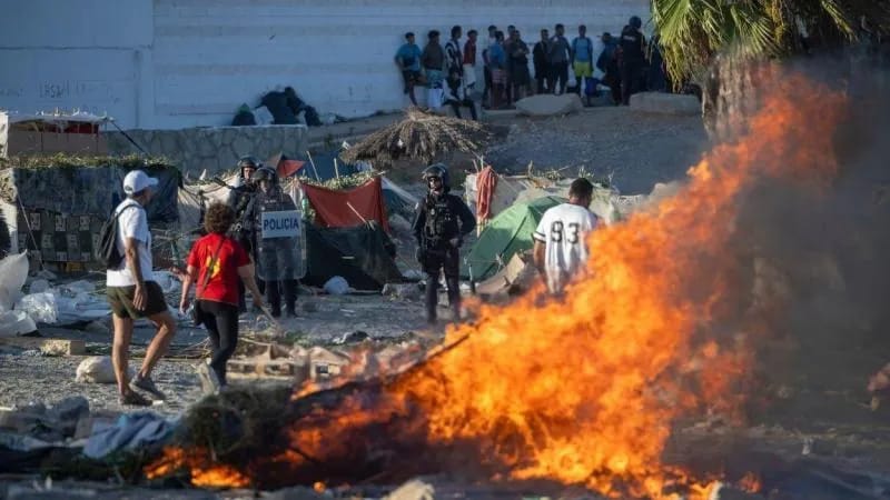El Gobierno estatal (PSOE-Sumar) está permitiendo la impunidad fascista y los pogromos en&nbsp;Ceuta