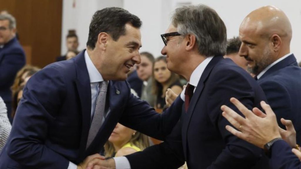 Moreno (PP) y Gavira (Vox) baten el récord de altos cargos de la nueva Junta de Andalucía, alcanzando los&nbsp;314